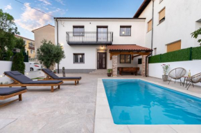 Villa Antique